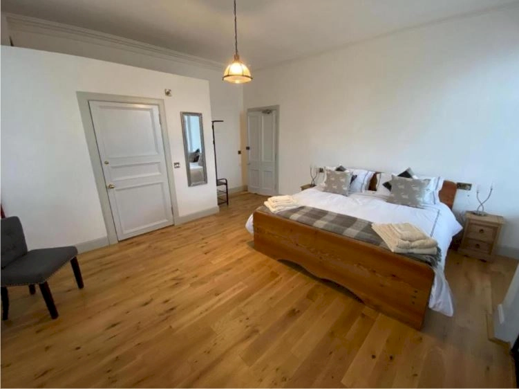 A nicer accommodation option for people cycling JOGLE. This guest house is in Thurso.