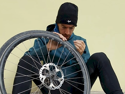 Stewart Law fixes a tyre in China